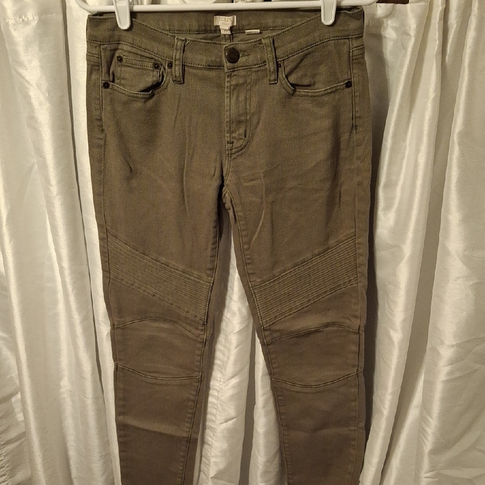 J. Crew Women's Skinny Jeans in Olive 25 💙💙💙💙